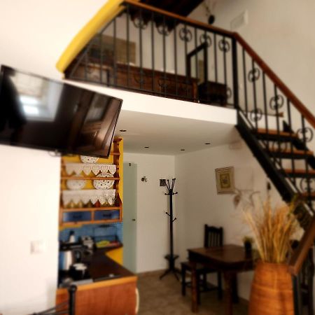 Lindos Boutique - Adults Only Apartamento Exterior foto