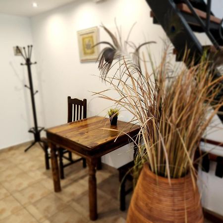 Lindos Boutique - Adults Only Apartamento Exterior foto