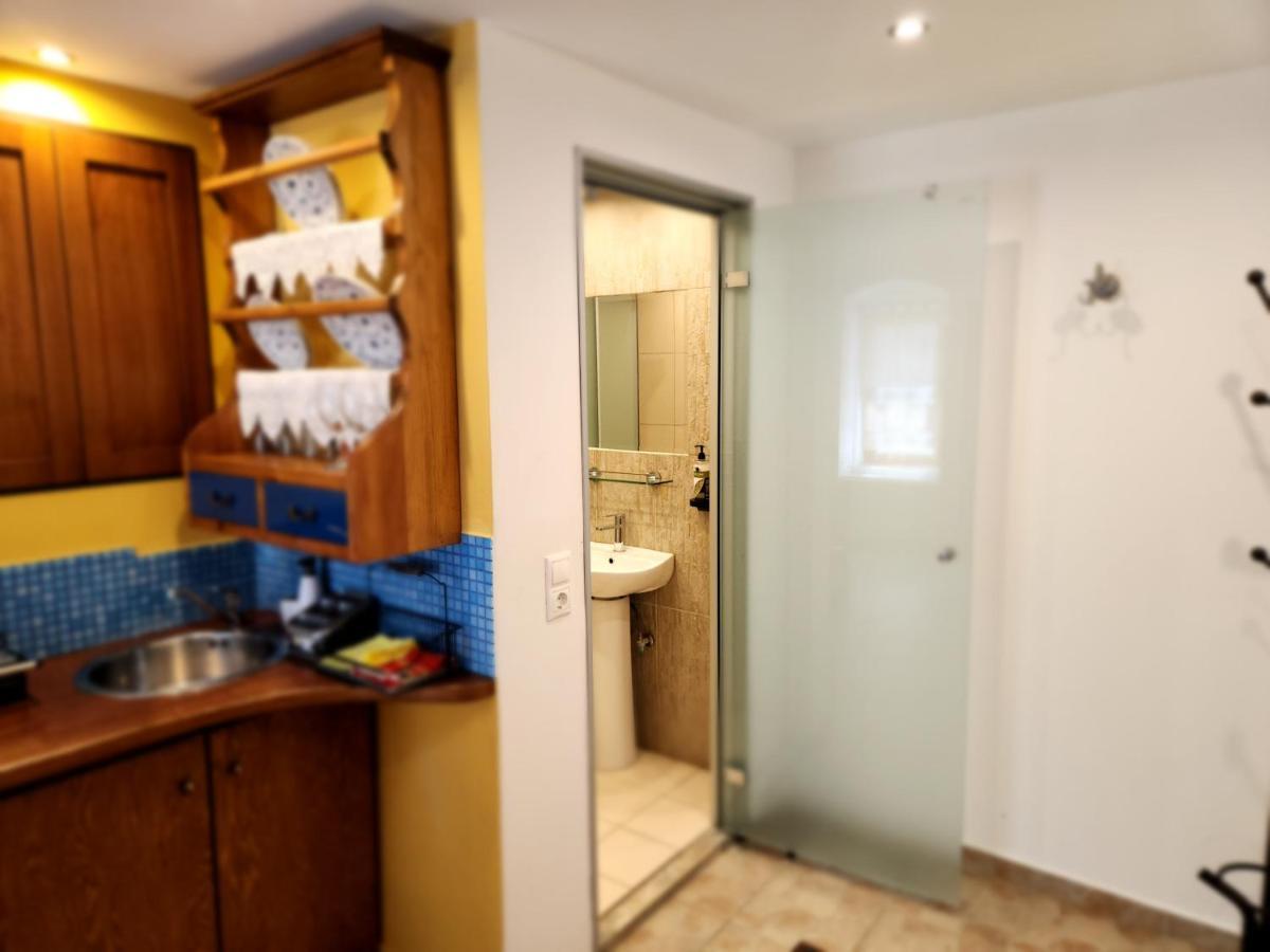 Lindos Boutique - Adults Only Apartamento Exterior foto