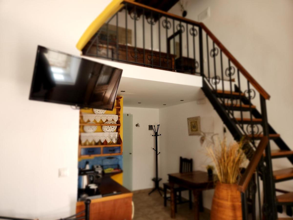 Lindos Boutique - Adults Only Apartamento Exterior foto