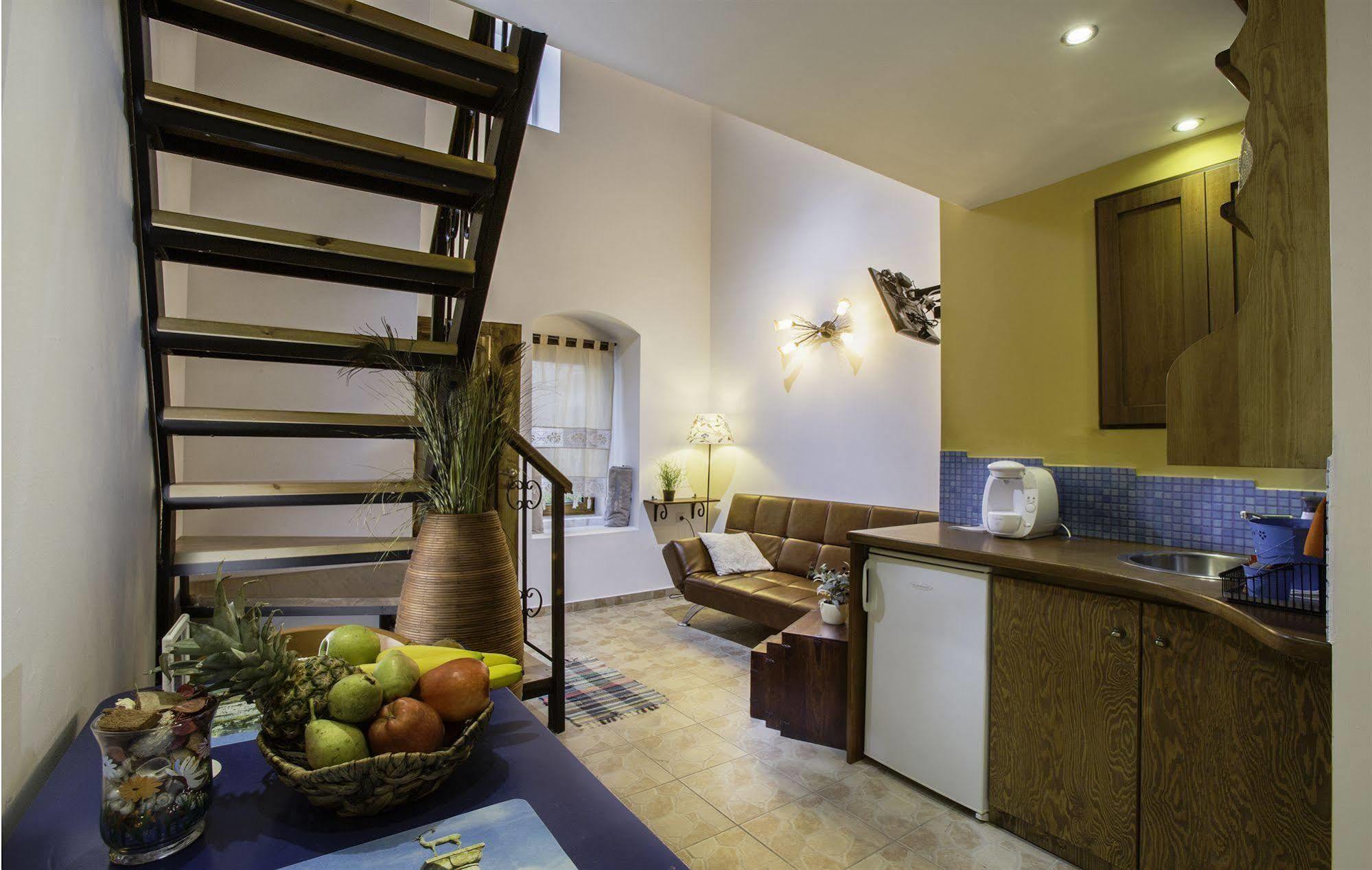 Lindos Boutique - Adults Only Apartamento Exterior foto