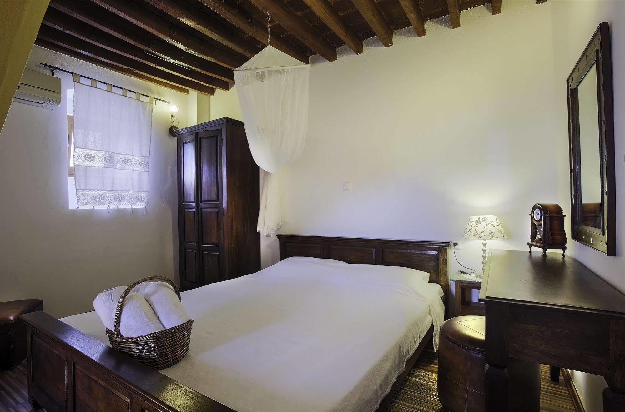 Lindos Boutique - Adults Only Apartamento Exterior foto